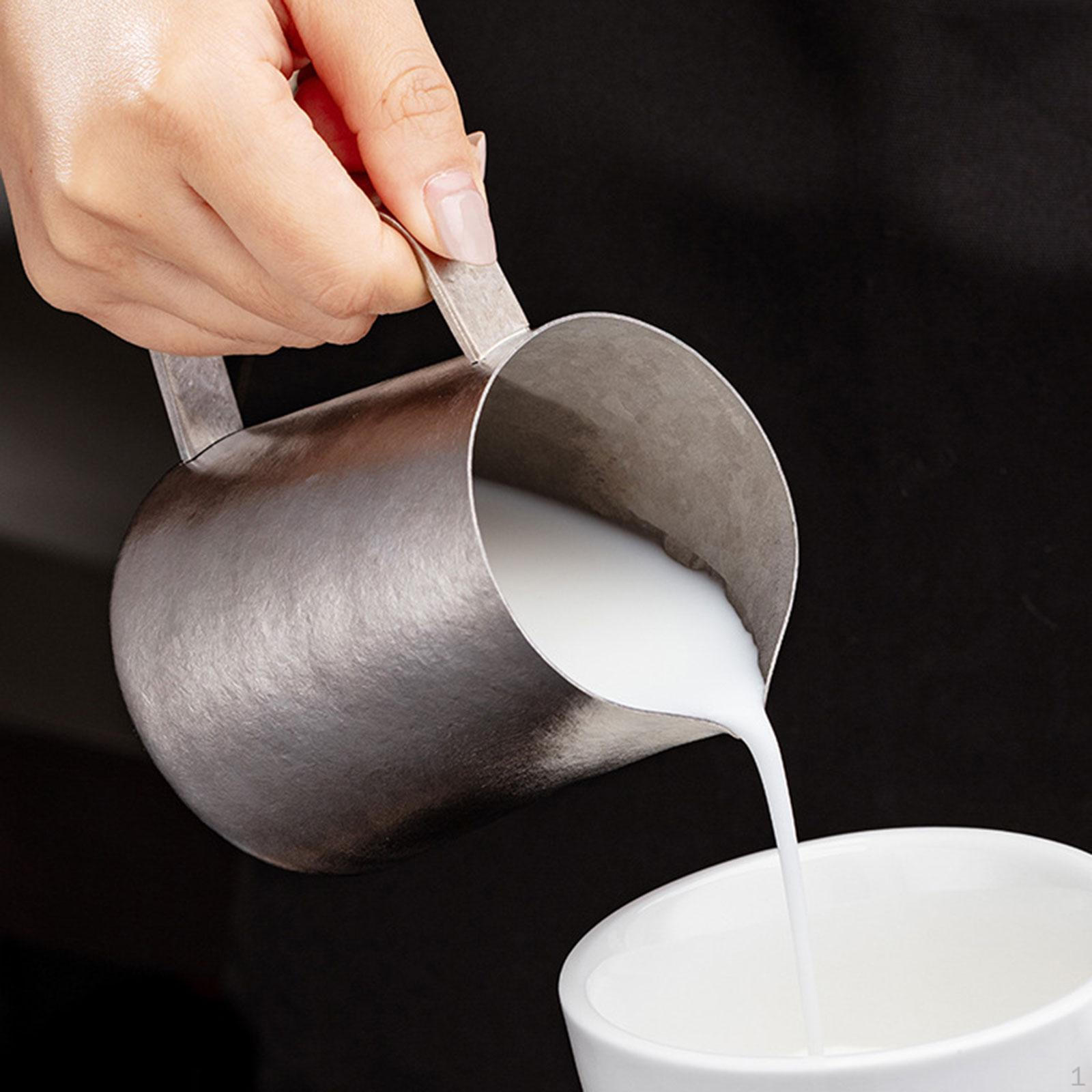 Coffee Pitcher Latte Art Jug Stainless Steel Container Ergonomic Handle Comfortable Grip Titanium 350ml
Coffee Pitcher Latte Art Jug Stainless Steel Container Ergonomic Handle Comfortable Grip Titanium 350ml