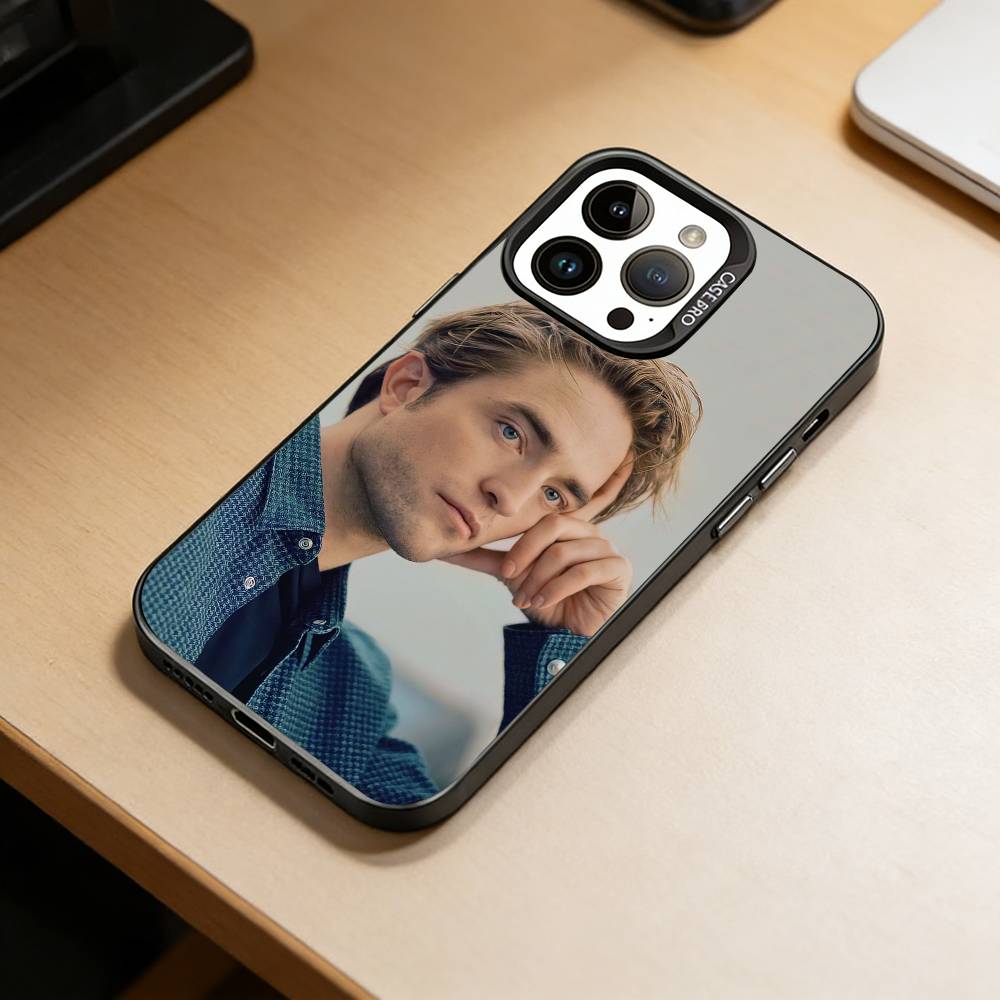 R-Robert P-Pattinson Phone Case For iPhone 17,16,15,14,13,12,11 Plus,Pro Max,XS,Colorful Silver Black Cover iPhone17promax
R-Robert P-Pattinson Phone Case For iPhone 17,16,15,14,13,12,11 Plus,Pro Max,XS,Colorful Silver Black Cover iPhone17promax