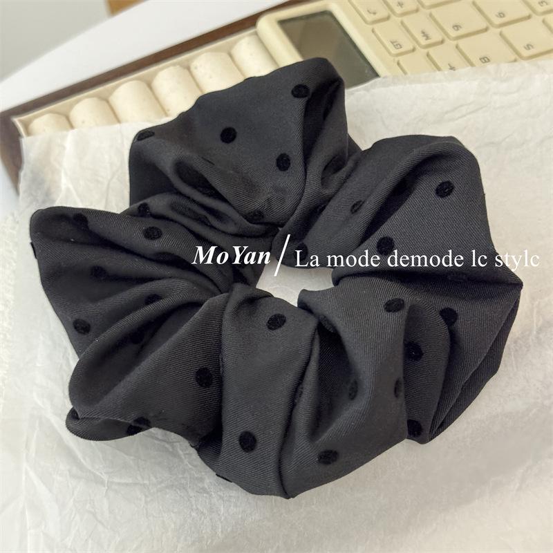2024 Retro Polka Dot Bow Heart Hair Tie: Elegant Scrunchie Bun Band with Flower Design
2024 Retro Polka Dot Bow Heart Hair Tie: Elegant Scrunchie Bun Band with Flower Design