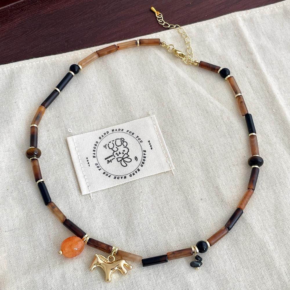 Unique Natural Agate Stone Beads Metal Cute Horse Pendant Necklaces For Women Handmade Gold Plated Chokers Wholesale 38cm
Unique Natural Agate Stone Beads Metal Cute Horse Pendant Necklaces For Women Handmade Gold Plated Chokers Wholesale 38cm