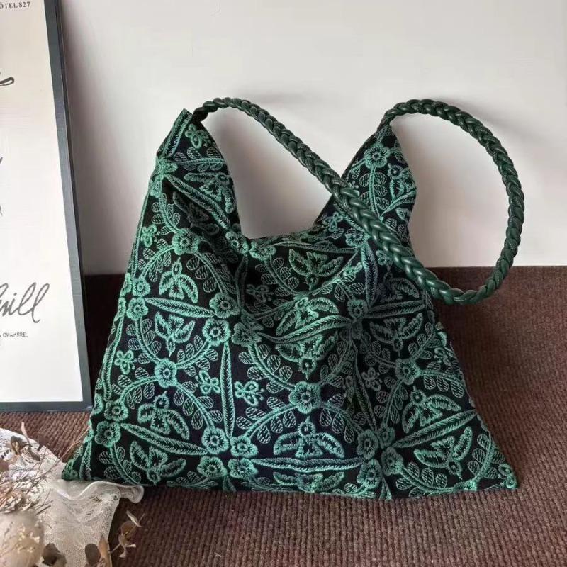 Green Forest Woven Embroidered Canvas Bag Large Capacity Original Niche Handmade Cloth Bag Versatile Simple Tote Bag
Green Forest Woven Embroidered Canvas Bag Large Capacity Original Niche Handmade Cloth Bag Versatile Simple Tote Bag