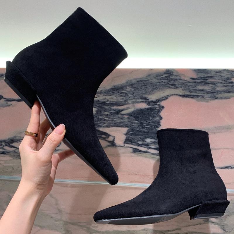 Темпераментные французские замшевые тонкие ботильоны на низком каблуке, модные европейские и американские универсальные ботильоны с каблуком-рюмочкой Maillard, женские ботильоны 39
Темпераментные французские замшевые тонкие ботильоны на низком каблуке, модные европейские и американские универсальные ботильоны с каблуком-рюмочкой Maillard, женские ботильоны 39