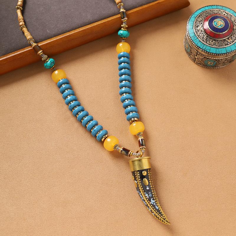 Винтажное тибетское непальское ожерелье ручной работы из бирюзы, нишевое, для яркой личности, экзотические аксессуары Сицзан для мужчин и женщин
Винтажное тибетское непальское ожерелье ручной работы из бирюзы, нишевое, для яркой личности, экзотические аксессуары Сицзан для мужчин и женщин