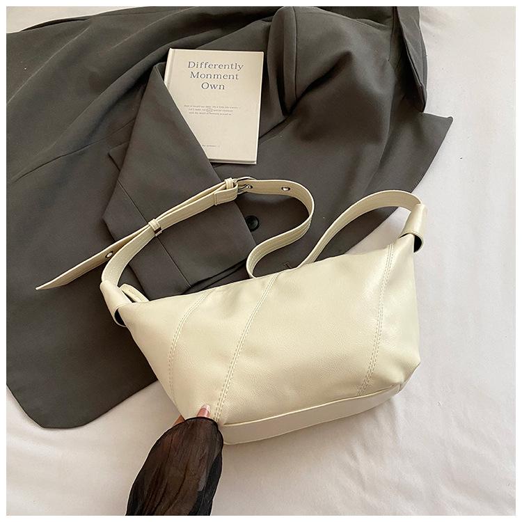 Niche personality soft leather large capacity dumpling bag women 2025 versatile simple commuter messenger bag fashion women s bag tide белый
Niche personality soft leather large capacity dumpling bag women 2025 versatile simple commuter messenger bag fashion women s bag tide белый