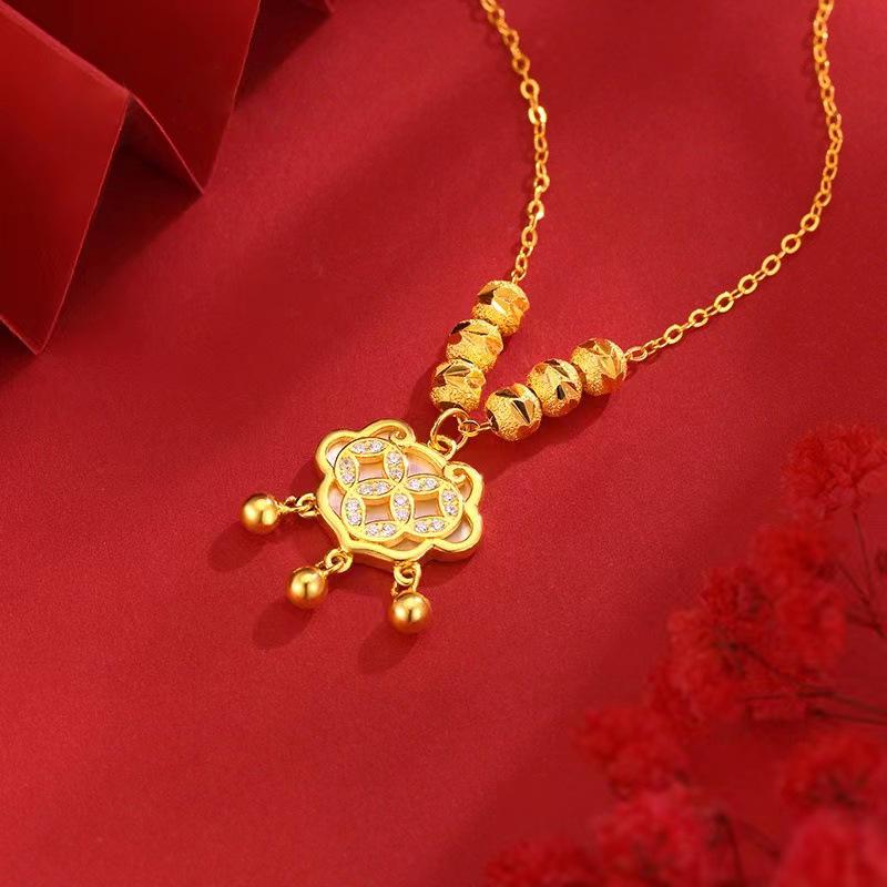 2023 Ruyi Longevity Lock Necklace: Chinese Style Gold Pendant for Women - Versatile Clavicle Chain
2023 Ruyi Longevity Lock Necklace: Chinese Style Gold Pendant for Women - Versatile Clavicle Chain