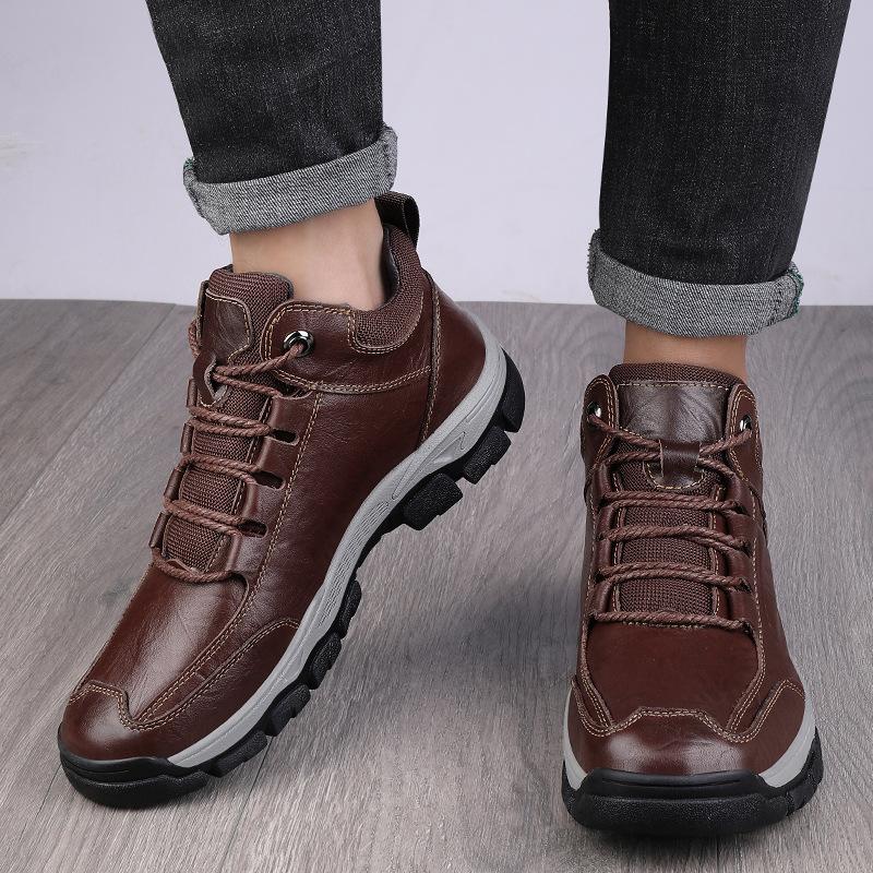 Autumn and winter men s shoes hiking shoes sports casual velvet leather shoes round head outdoor high-top travel shoes men 39
Autumn and winter men s shoes hiking shoes sports casual velvet leather shoes round head outdoor high-top travel shoes men 39