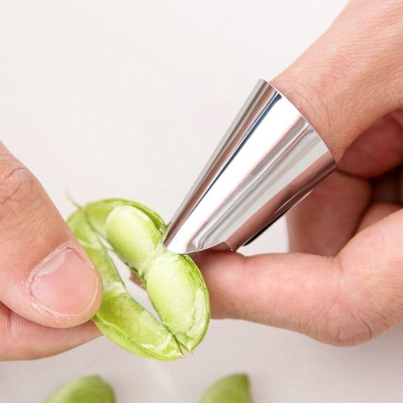 Multi-Purpose Peeling Claws - Stainless Steel Finger Guard for Shelling Beans & Peeling Garlic adjustable finger flapper
Multi-Purpose Peeling Claws - Stainless Steel Finger Guard for Shelling Beans & Peeling Garlic adjustable finger flapper