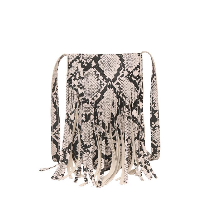 Новая осенняя модель 2025 года: сумка через плечо с ретро-замком и змеиным принтом, повседневная портативная женская сумка, модная женская сумка-мессенджер. белый
Новая осенняя модель 2025 года: сумка через плечо с ретро-замком и змеиным принтом, повседневная портативная женская сумка, модная женская сумка-мессенджер. белый