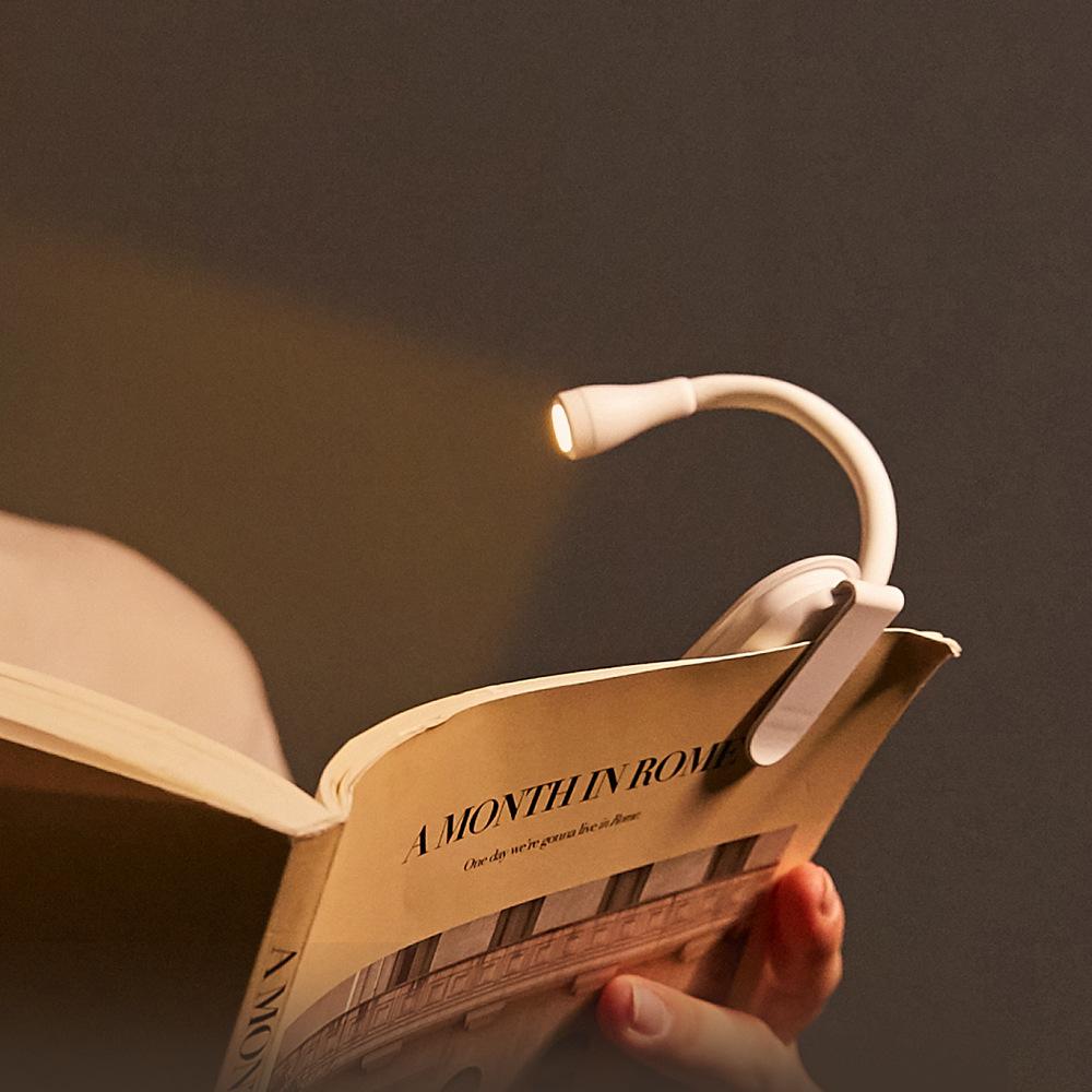 3 Color Mini LED Book Light Eye Protection Adjustable Clip 360° Flip Study Lamp Rechargeable For Travel Bedroom Reading
3 Color Mini LED Book Light Eye Protection Adjustable Clip 360° Flip Study Lamp Rechargeable For Travel Bedroom Reading