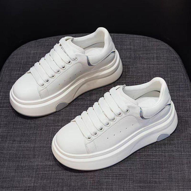 Женские белые кроссовки на толстой подошве на весну 2025 года - Универсальные, в стиле колор-блок, дышащие, на платформе, повседневные спортивные кеды 37 белый/серебряный
Женские белые кроссовки на толстой подошве на весну 2025 года - Универсальные, в стиле колор-блок, дышащие, на платформе, повседневные спортивные кеды 37 белый/серебряный