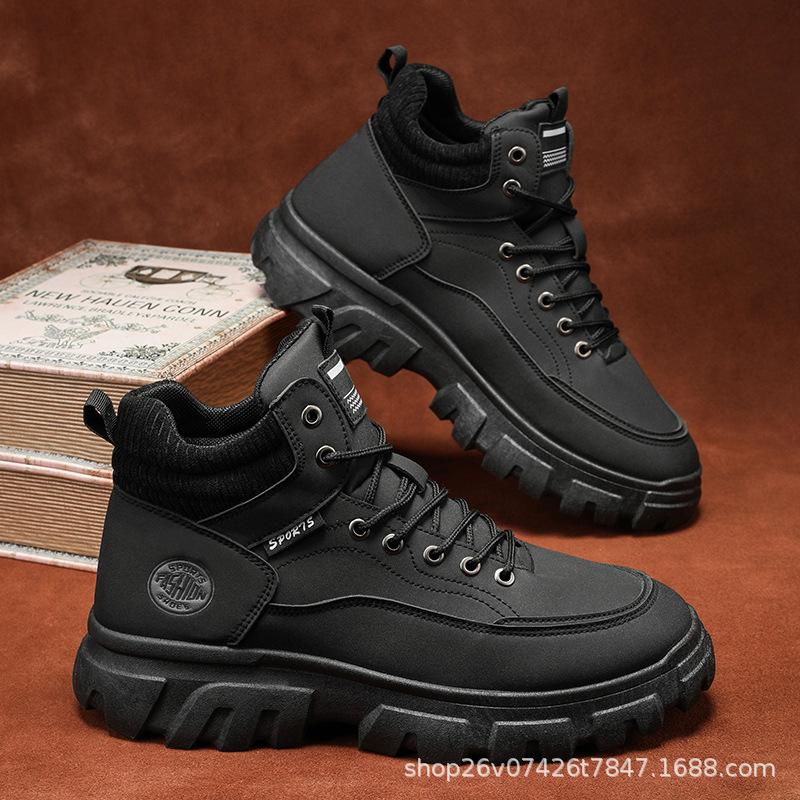 Осенняя мужская обувь высокие ботинки Martin мужские рабочие ботинки модные универсальные ботинки на платформе в британском стиле ретро альпинистские короткие ботинки 39 чёрный
Осенняя мужская обувь высокие ботинки Martin мужские рабочие ботинки модные универсальные ботинки на платформе в британском стиле ретро альпинистские короткие ботинки 39 чёрный