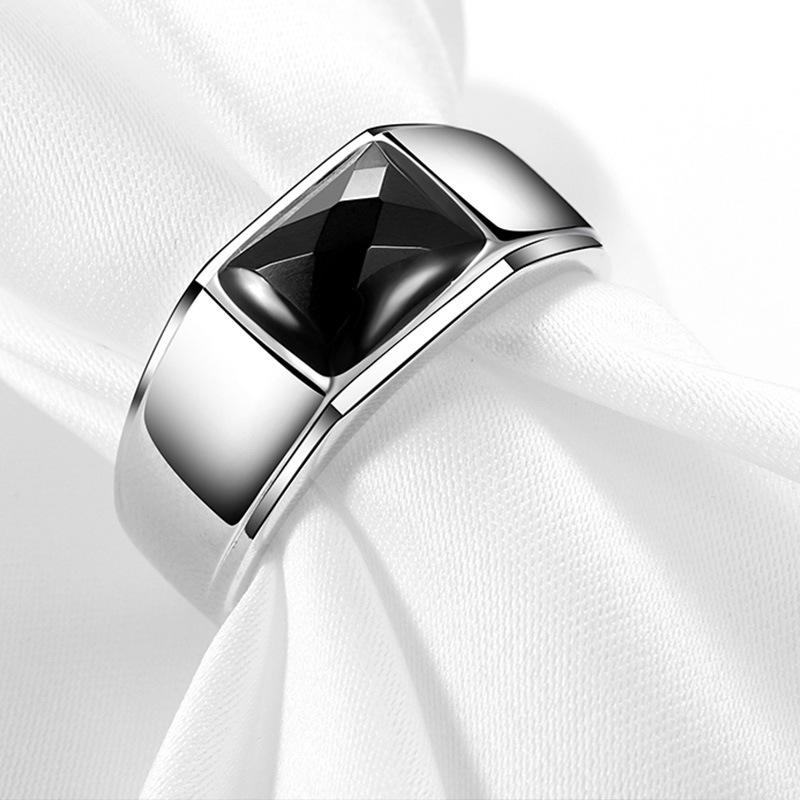 925 Sterling Silver Men s & Women s Open Ring with Black Agate - Elegant and Unique Design Adjustable
925 Sterling Silver Men s & Women s Open Ring with Black Agate - Elegant and Unique Design Adjustable