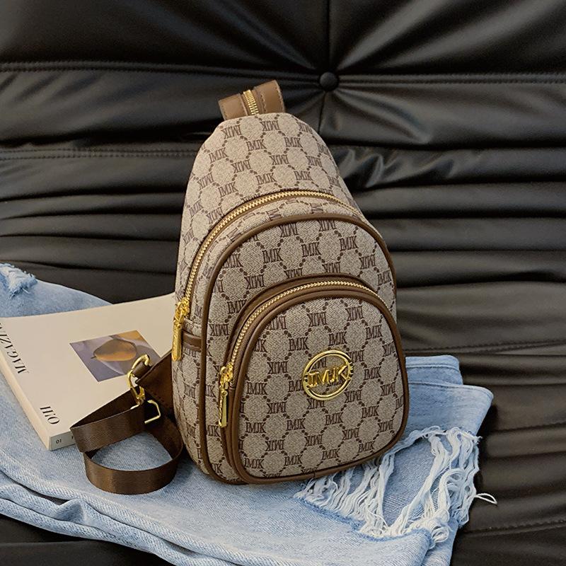 Трендовая ретро-сумка женская с несколькими способами ношения, можно носить на двух плечах, новая модная сумка женская на одно плечо, через плечо, женская сумка 11cm*18cm*26cm*8cm хаки
Трендовая ретро-сумка женская с несколькими способами ношения, можно носить на двух плечах, новая модная сумка женская на одно плечо, через плечо, женская сумка 11cm*18cm*26cm*8cm хаки