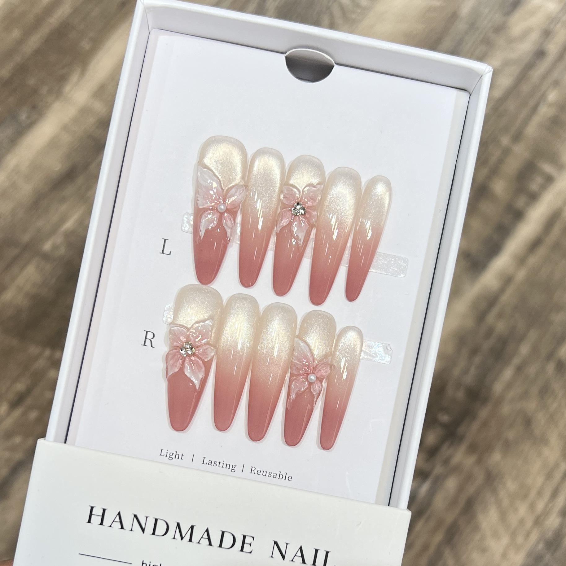 Французский стеклянный кошачий глаз нейл-арт эффект растрескивания льда трехмерная резьба ношение брони ручная работа Medium M
Французский стеклянный кошачий глаз нейл-арт эффект растрескивания льда трехмерная резьба ношение брони ручная работа Medium M