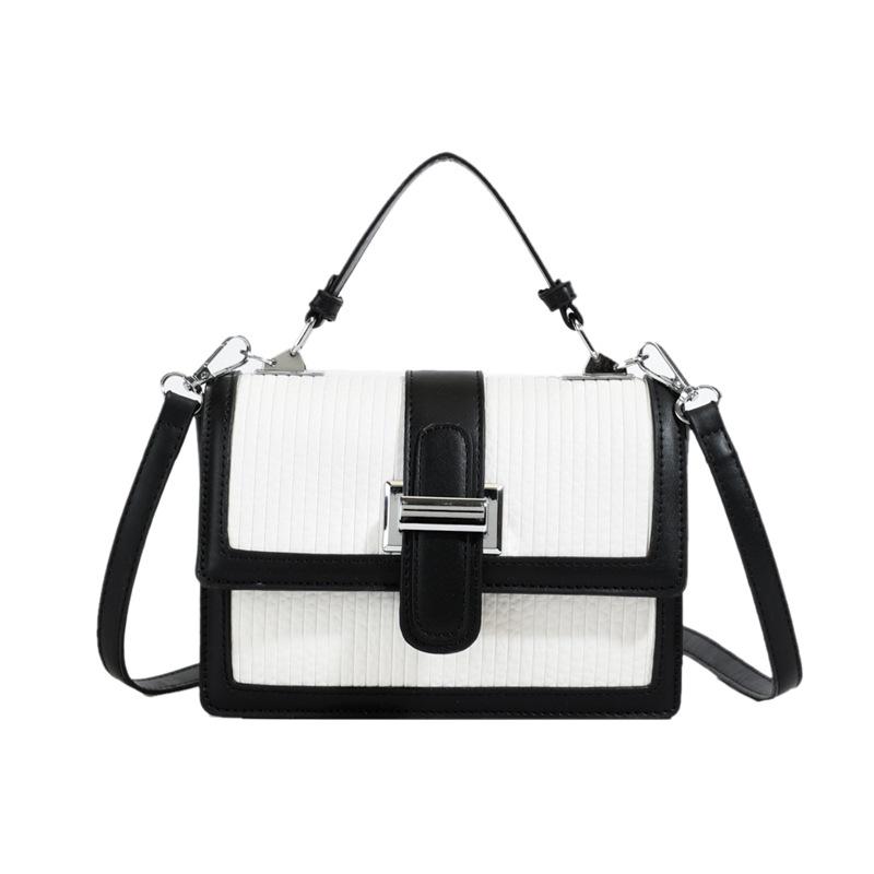 Модная контрастная цветная дорожная портативная маленькая квадратная сумка новая простая сумка на плечо вместительная темпераментная универсальная сумка-мессенджер One size
Модная контрастная цветная дорожная портативная маленькая квадратная сумка новая простая сумка на плечо вместительная темпераментная универсальная сумка-мессенджер One size