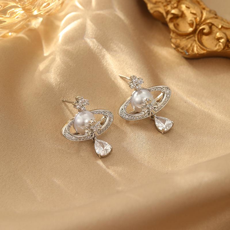 Серьги-пусеты с кисточкой в виде четырехлистного клевера, с цирконом и жемчугом - Женские минималистичные модные украшения. 14k Thick Real Gold Plated серебряный
Серьги-пусеты с кисточкой в виде четырехлистного клевера, с цирконом и жемчугом - Женские минималистичные модные украшения. 14k Thick Real Gold Plated серебряный