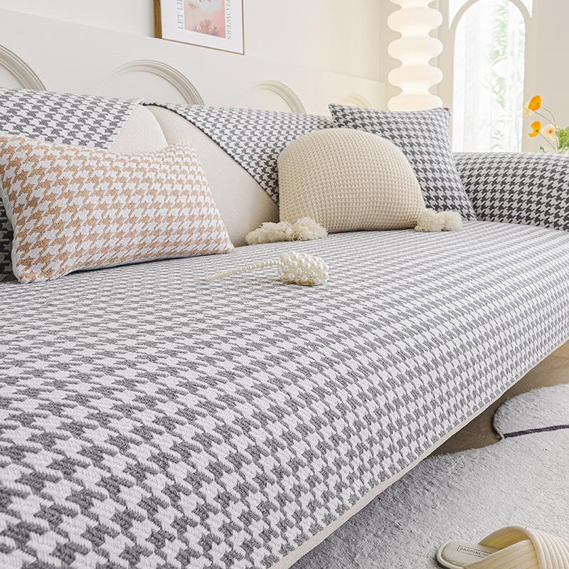 Sofa Cushion Non-Slip, Universal In All Seasons, Thousand Bird Grid, Nordic Simple And Modern Fashion, Backrest Armrest Towel, Sofa Cover Towel 70*70cm
Sofa Cushion Non-Slip, Universal In All Seasons, Thousand Bird Grid, Nordic Simple And Modern Fashion, Backrest Armrest Towel, Sofa Cover Towel 70*70cm