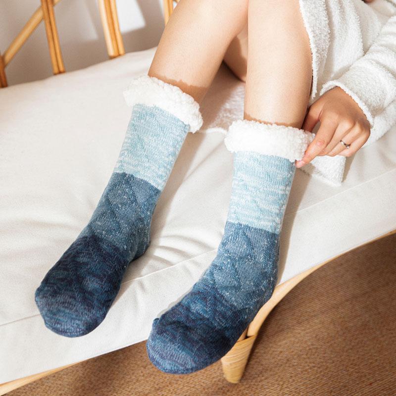 Зимние хлопковые носки, утепленные удобные женские носки в полоску до середины икры, теплые чулки для сна, рождественский подарок, домашние носки с ковровым покрытием One Size
Зимние хлопковые носки, утепленные удобные женские носки в полоску до середины икры, теплые чулки для сна, рождественский подарок, домашние носки с ковровым покрытием One Size