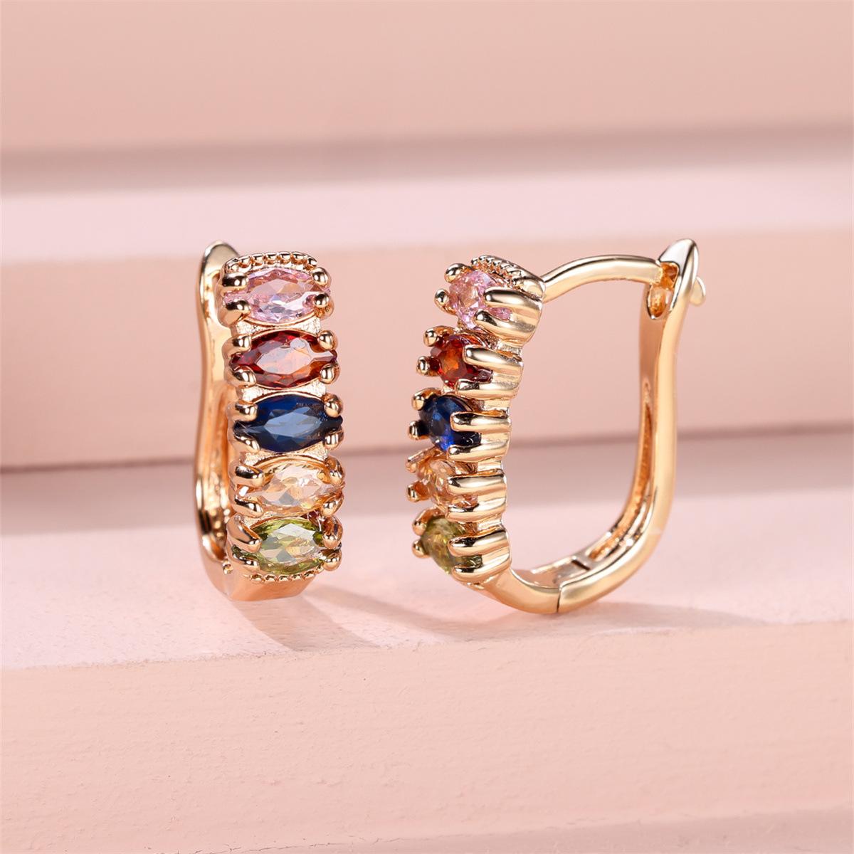Champagne gold women s earrings, horse eyes, dark gradient colored diamonds, zircon earrings, simple personality
Champagne gold women s earrings, horse eyes, dark gradient colored diamonds, zircon earrings, simple personality