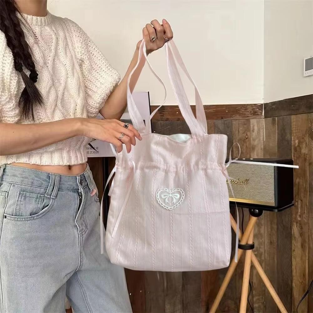 Solid Color Canvas Bucket Bag Love Heart Cloth Handbag Cute Bow Drawstring Bag Shopping білий
Solid Color Canvas Bucket Bag Love Heart Cloth Handbag Cute Bow Drawstring Bag Shopping білий