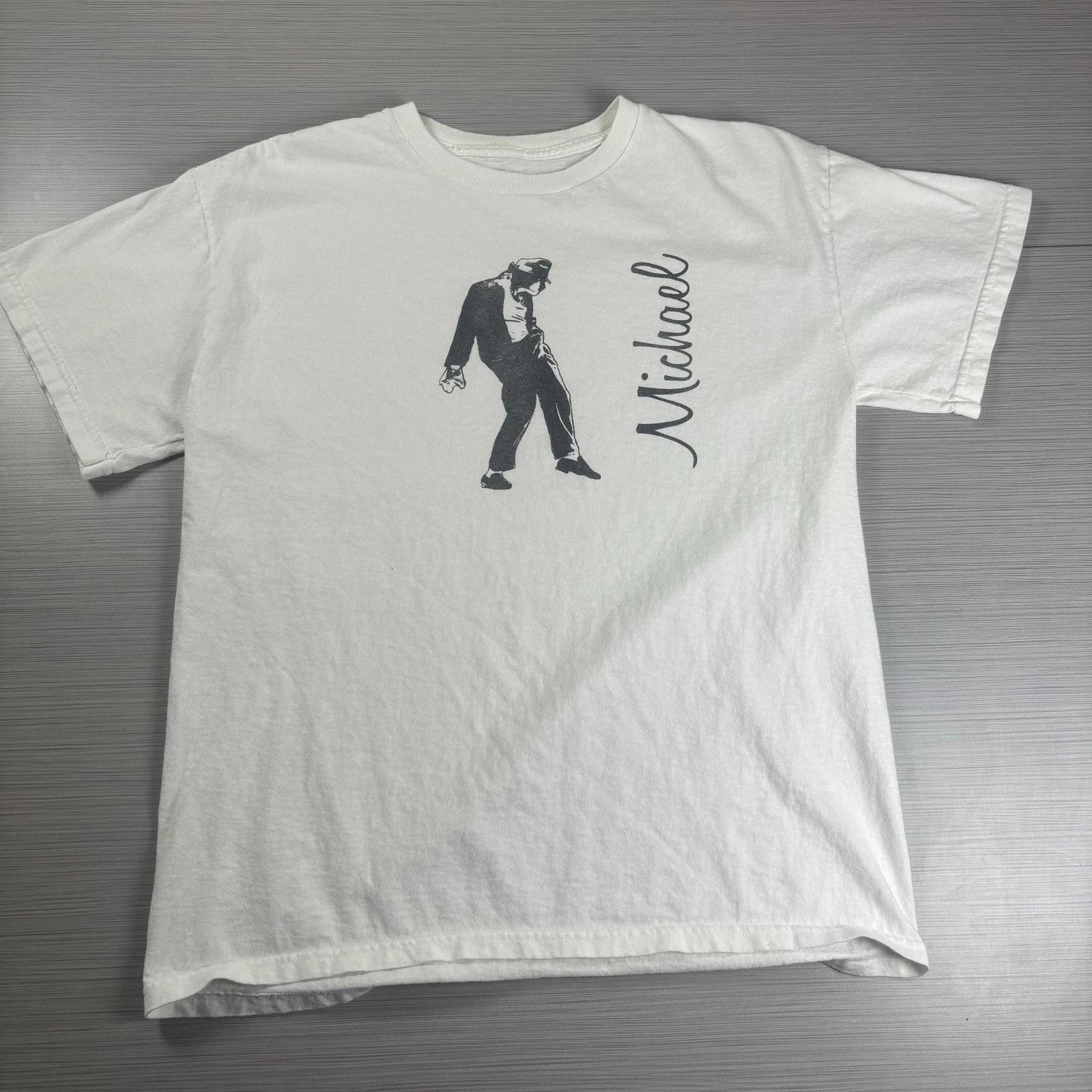Michael Shirt Mens Small White Dancer Graphic Pop Star Tee Crewneck Short Sleeve M
Michael Shirt Mens Small White Dancer Graphic Pop Star Tee Crewneck Short Sleeve M