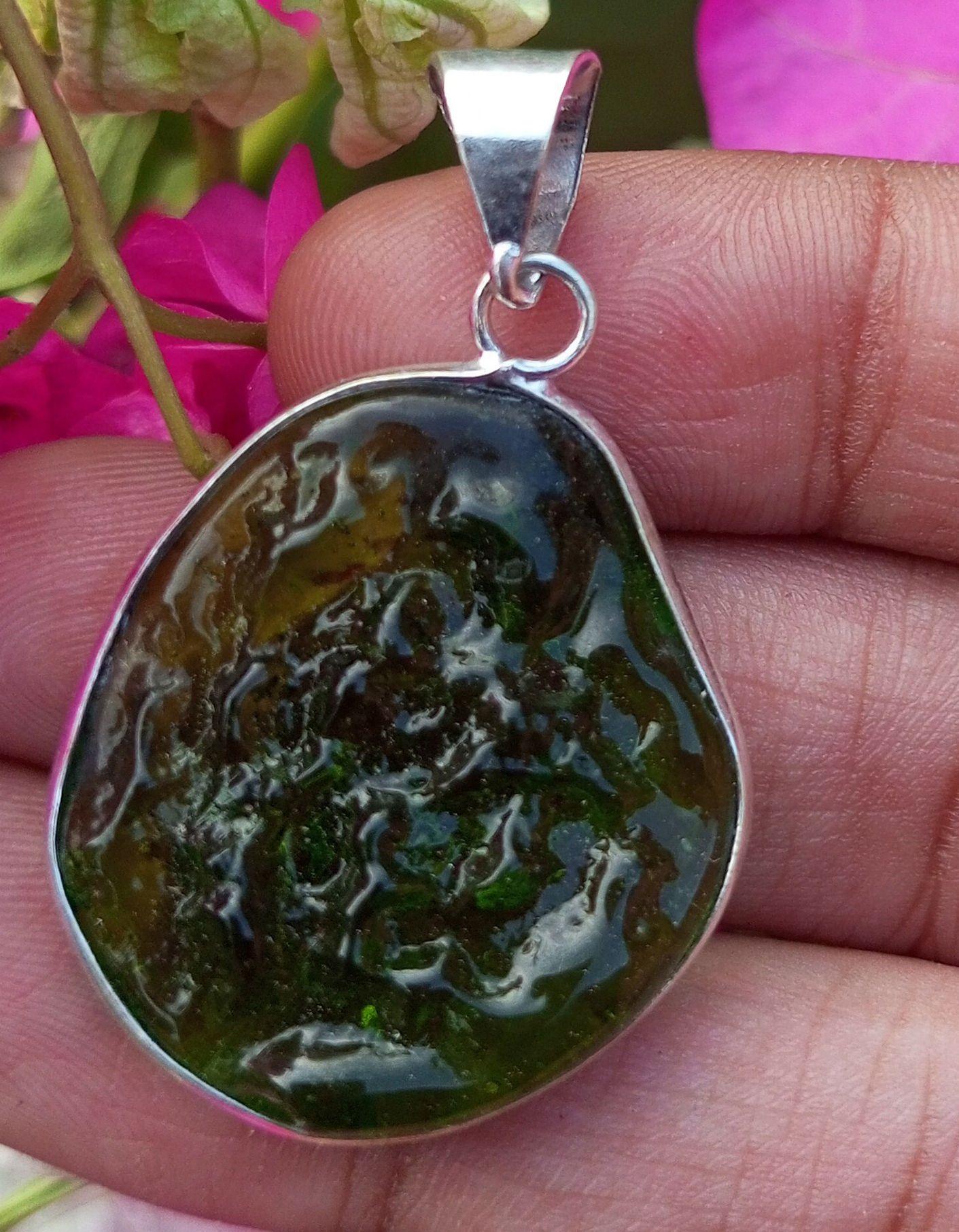 Молдавитовый драгоценный камень 925 пробы с серебряным покрытием 1шт кулон Chris-r330
Молдавитовый драгоценный камень 925 пробы с серебряным покрытием 1шт кулон Chris-r330