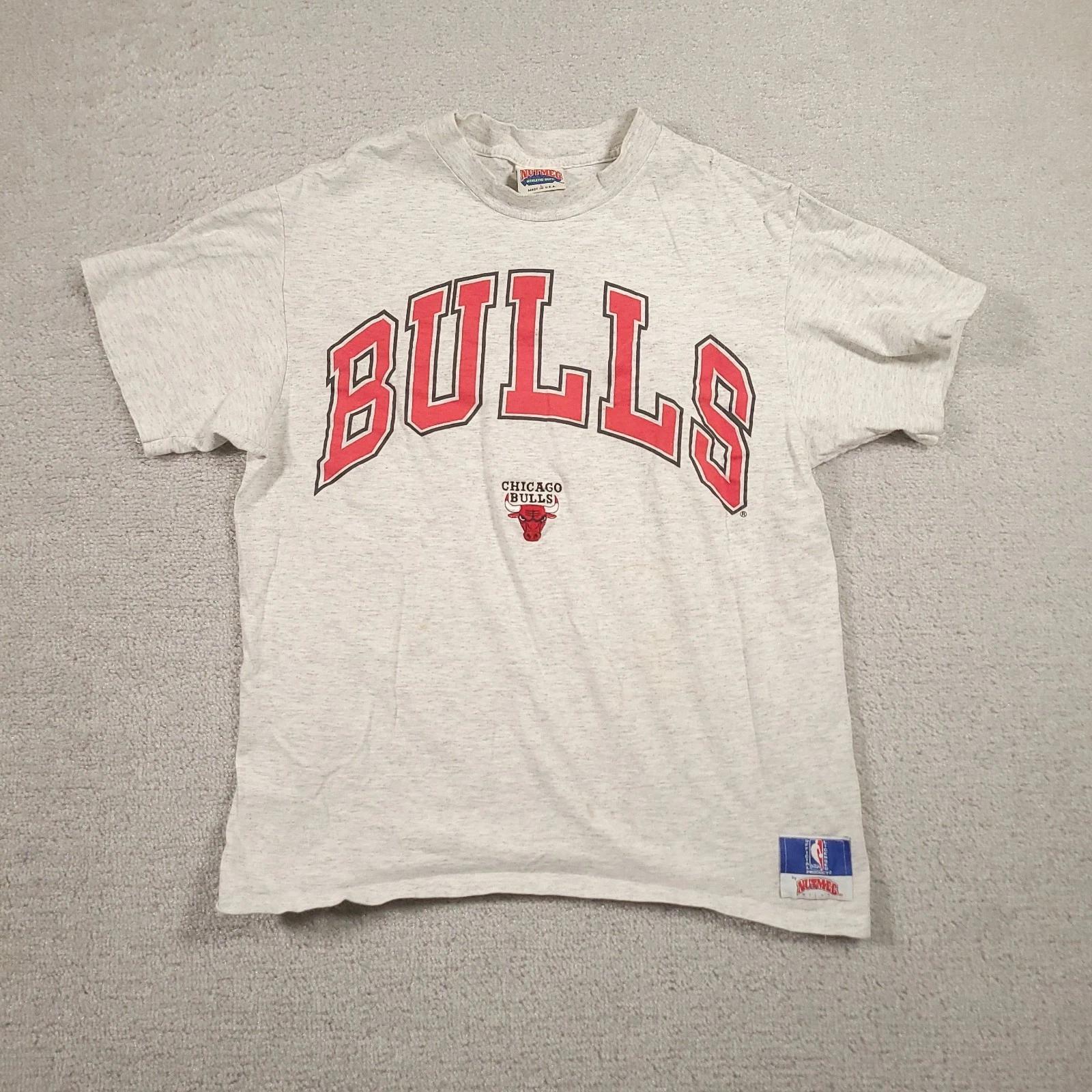Chicago Bulls Vintage T Shirt Youth Large Nutmeg Graphic 90s NBA Tee 110
Chicago Bulls Vintage T Shirt Youth Large Nutmeg Graphic 90s NBA Tee 110