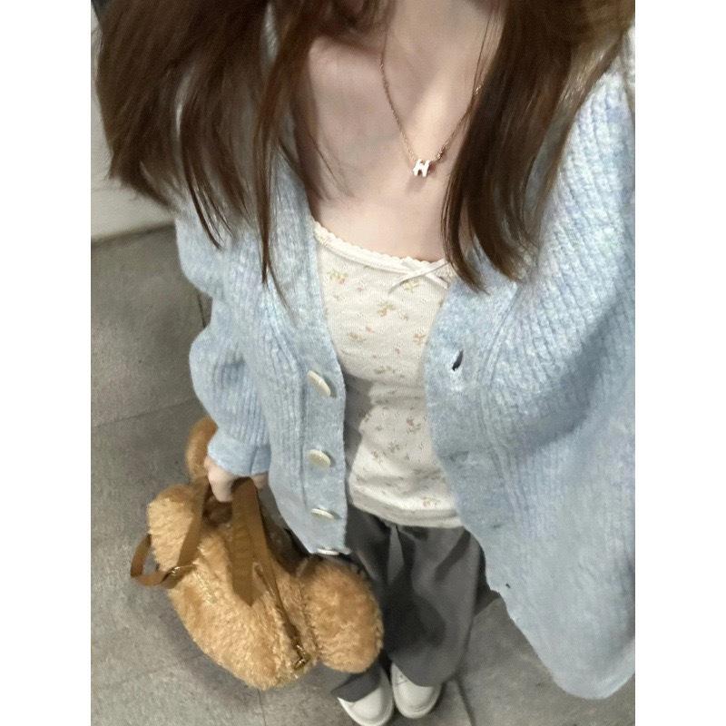 Umi+ Women s Blue Mixed Color V-Neck Knitted Cardigan - Spring 2025 Collection, Soft and Stylish. One Size синий
Umi+ Women s Blue Mixed Color V-Neck Knitted Cardigan - Spring 2025 Collection, Soft and Stylish. One Size синий