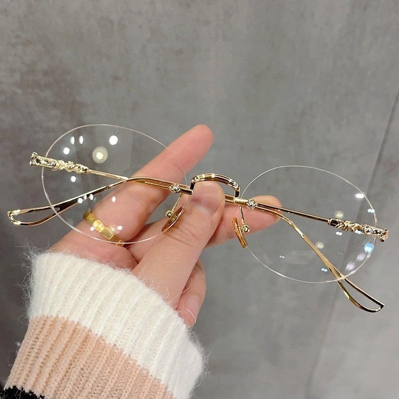 Oval Metal Glasses Frame Small Frame Glasses Frame Fashionable Anti-Blue Light Flat Glasses золотий
Oval Metal Glasses Frame Small Frame Glasses Frame Fashionable Anti-Blue Light Flat Glasses золотий
