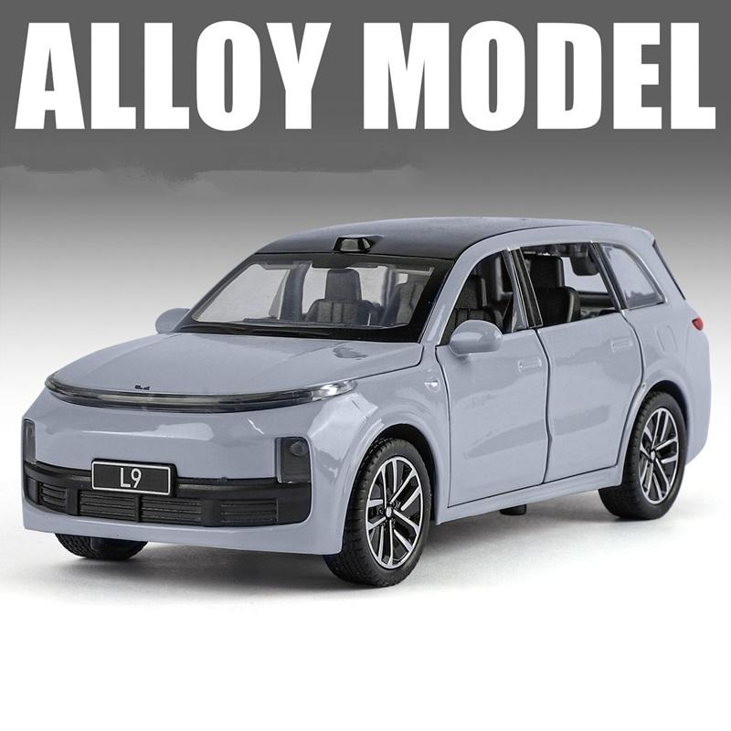 1:32 LEADING IDEAL L9 2025 Alloy Electric Car Model Diecast Metal New Energy Car Model Sound Light Simulation Kids Gift сірий колір
1:32 LEADING IDEAL L9 2025 Alloy Electric Car Model Diecast Metal New Energy Car Model Sound Light Simulation Kids Gift сірий колір