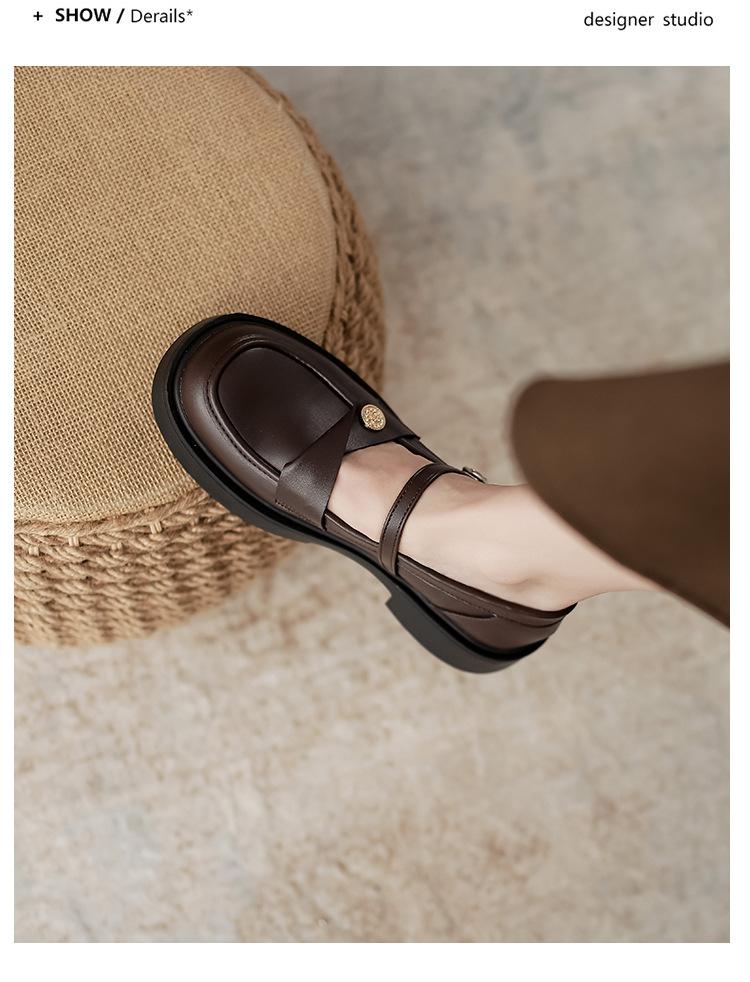 Platform Mary Jane shoes women s polish women s shoes 2025 spring and autumn new uniform small leather shoes 40 коричневий
Platform Mary Jane shoes women s polish women s shoes 2025 spring and autumn new uniform small leather shoes 40 коричневий