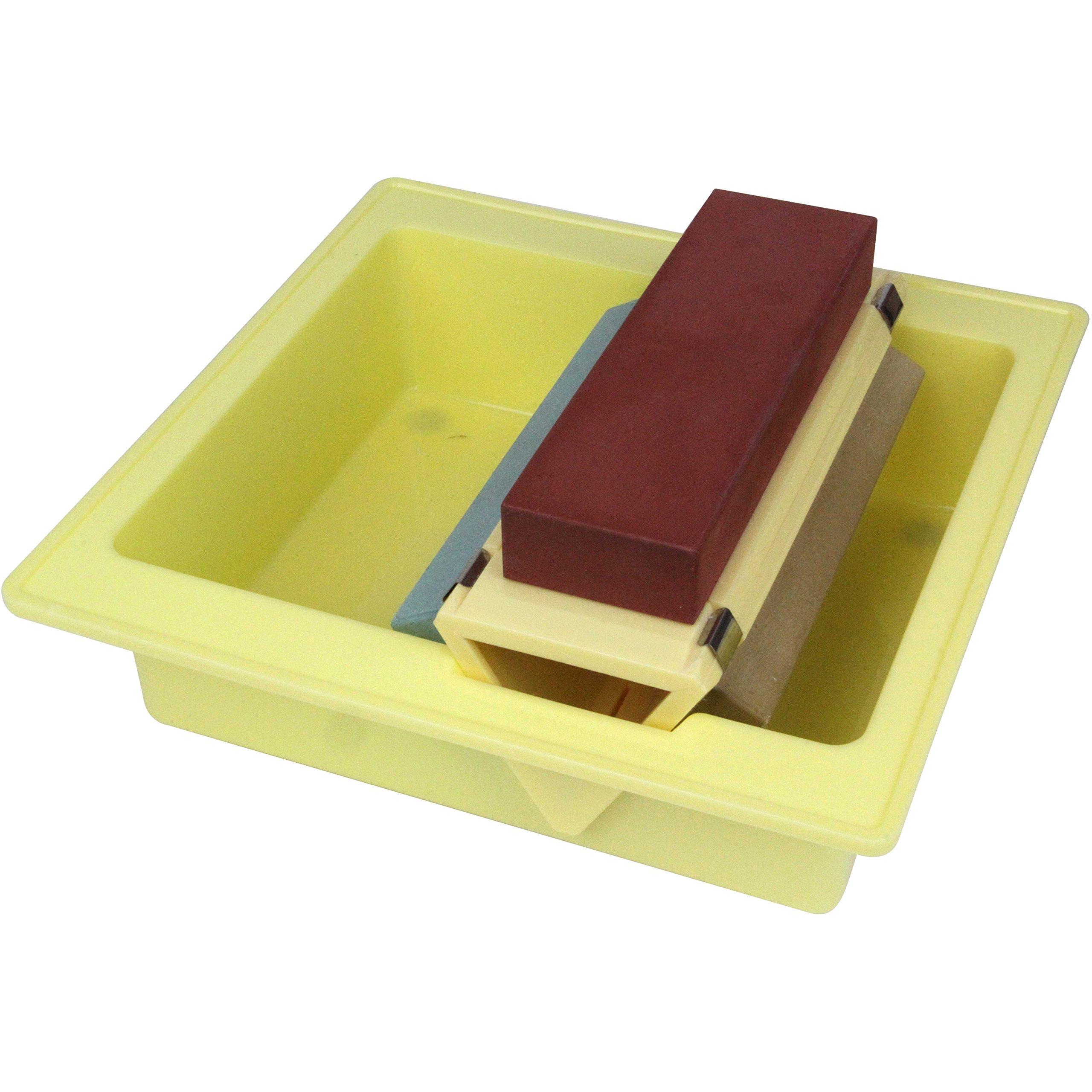 SK11 Sharpener whetstone set Medium Finish with sharpening bucket (SK11) 3-sided (Rough #220, #1000, #3000)
SK11 Sharpener whetstone set Medium Finish with sharpening bucket (SK11) 3-sided (Rough #220, #1000, #3000)