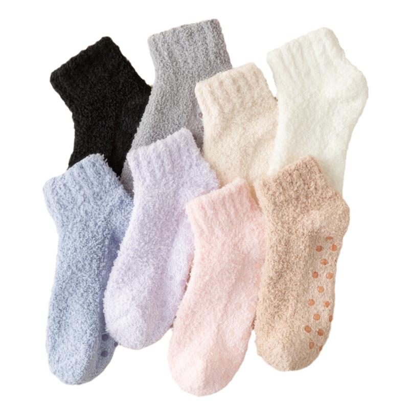 3 Pairs Autumn and Winter Women Thickened Warm Socks Coral Fleece Plush Home Warm Non-slip Floor Socks One size білий
3 Pairs Autumn and Winter Women Thickened Warm Socks Coral Fleece Plush Home Warm Non-slip Floor Socks One size білий