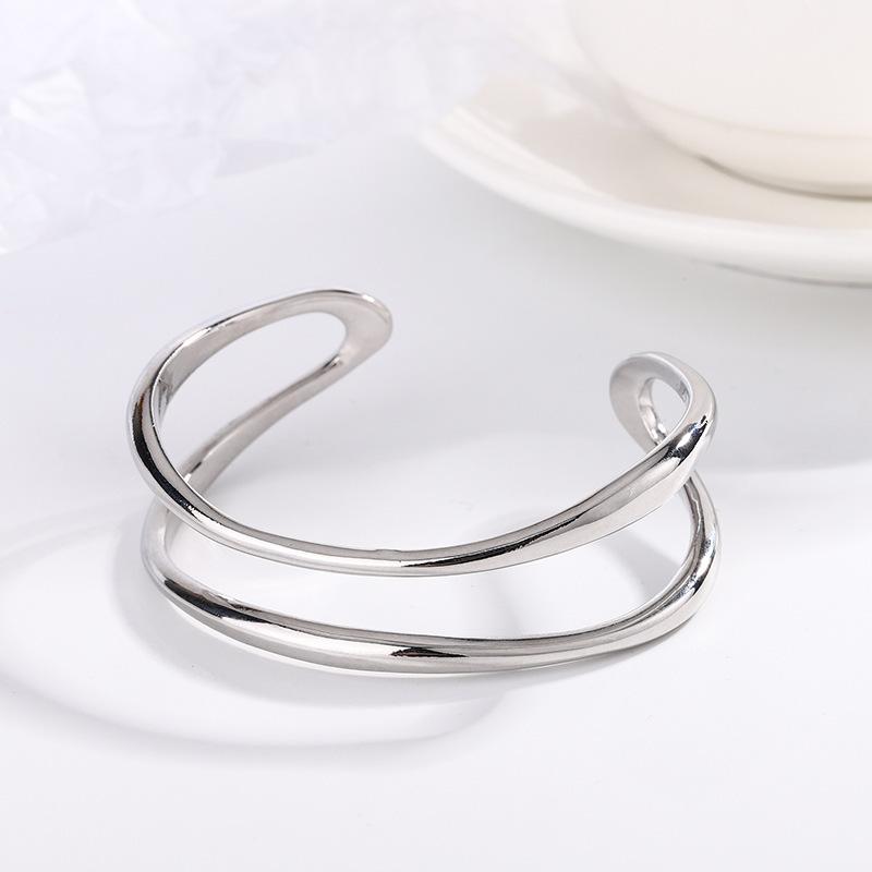 Simple And Fashion Double Layer Bangle with Geometric Irregular Lines 925 Sterling Silver Exquisite Opening Bracelets TYB650 серебряный
Simple And Fashion Double Layer Bangle with Geometric Irregular Lines 925 Sterling Silver Exquisite Opening Bracelets TYB650 серебряный