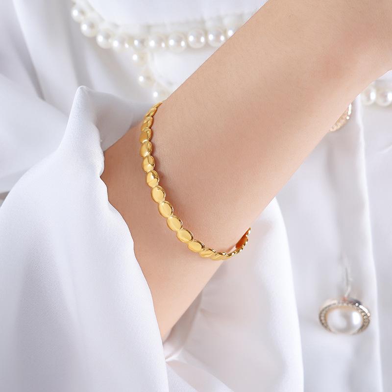 Hip-hop Fashion 18k Gold Plated Titanium Steel Geometry Striped Lines Open Bangles for Women Simple Versatile Daily Wear Jewelry
Hip-hop Fashion 18k Gold Plated Titanium Steel Geometry Striped Lines Open Bangles for Women Simple Versatile Daily Wear Jewelry