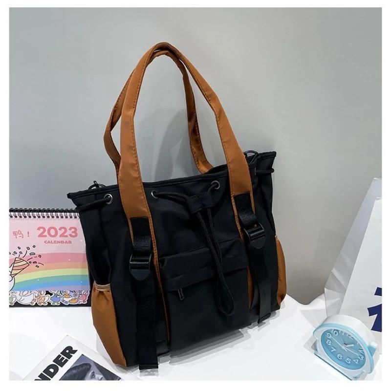 Большая вместимость контрастных цветных сумок через плечо для женщин, многокарманная сумка-тоут с завязками, большая вместимость, студенческая сумка для книг One Size чёрный
Большая вместимость контрастных цветных сумок через плечо для женщин, многокарманная сумка-тоут с завязками, большая вместимость, студенческая сумка для книг One Size чёрный