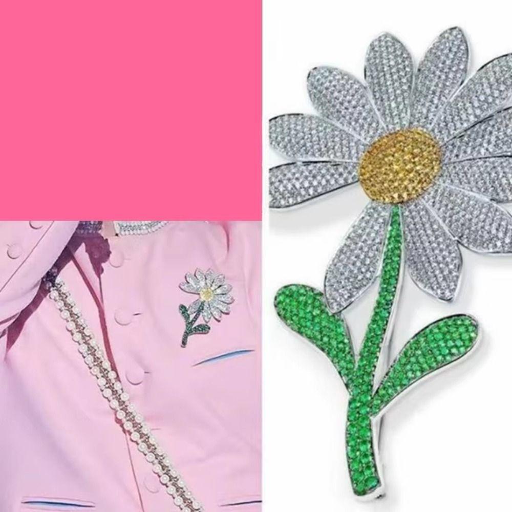 Korean Style Daisy Brooch Daisy Pearl Brooch Fashion Suit Collar Pin Gift срібний
Korean Style Daisy Brooch Daisy Pearl Brooch Fashion Suit Collar Pin Gift срібний