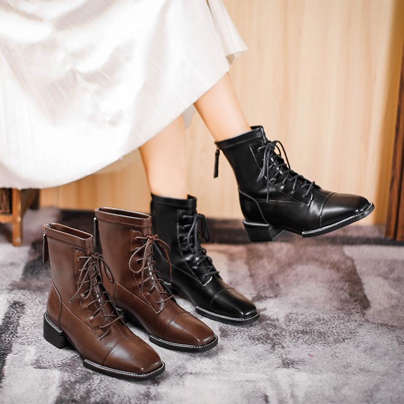 Brown Martin boots women s style lace-up square head medium heel new women s boots fashion medium tube thick heel short boots 40 темно-коричневого кольору
Brown Martin boots women s style lace-up square head medium heel new women s boots fashion medium tube thick heel short boots 40 темно-коричневого кольору