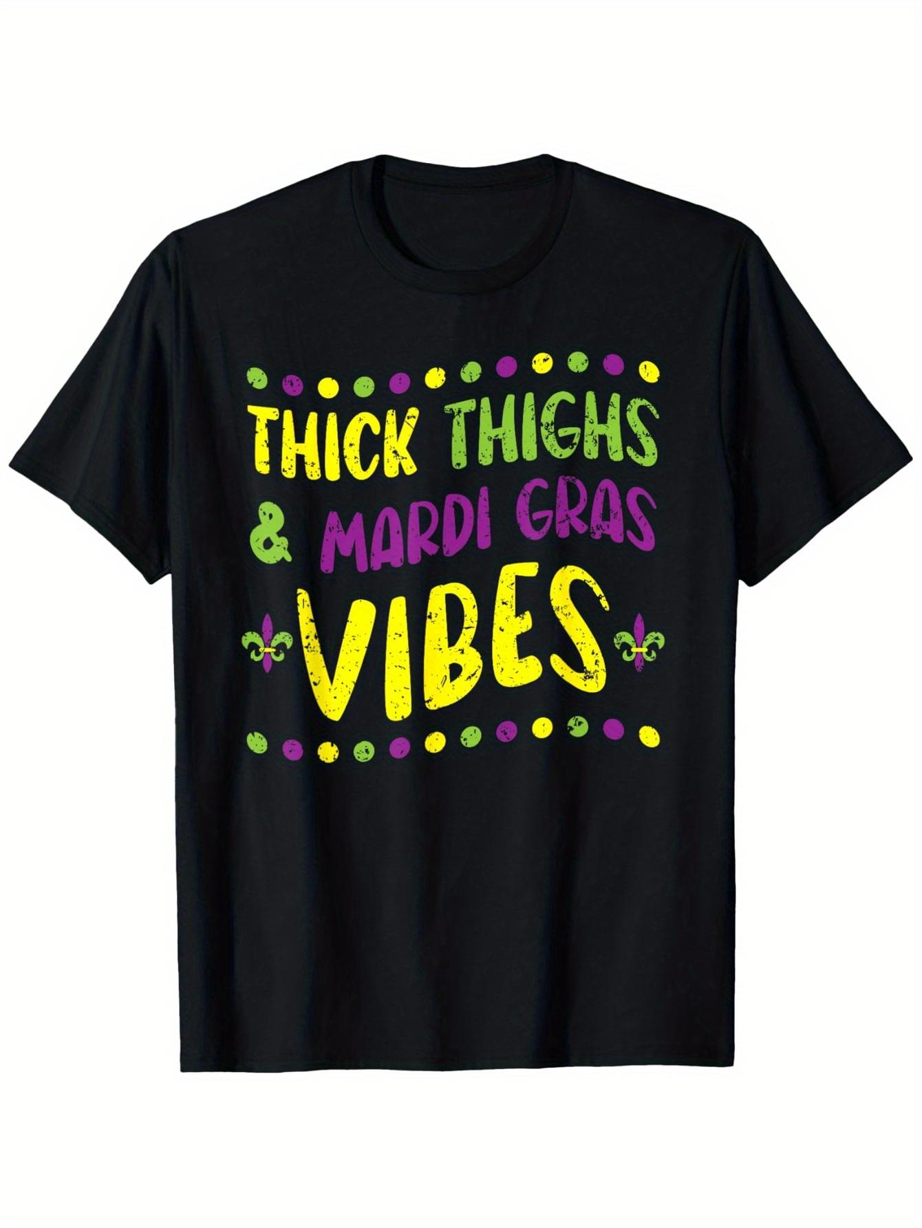 Thick Thighs & Mardi Gras Vibes T-Shirt - 100% Cotton, Festive New Orleans Theme, All-Season Comfort, Smooth Fabric, Machine Washable, S-XXXL 5XL різнокольоровий
Thick Thighs & Mardi Gras Vibes T-Shirt - 100% Cotton, Festive New Orleans Theme, All-Season Comfort, Smooth Fabric, Machine Washable, S-XXXL 5XL різнокольоровий