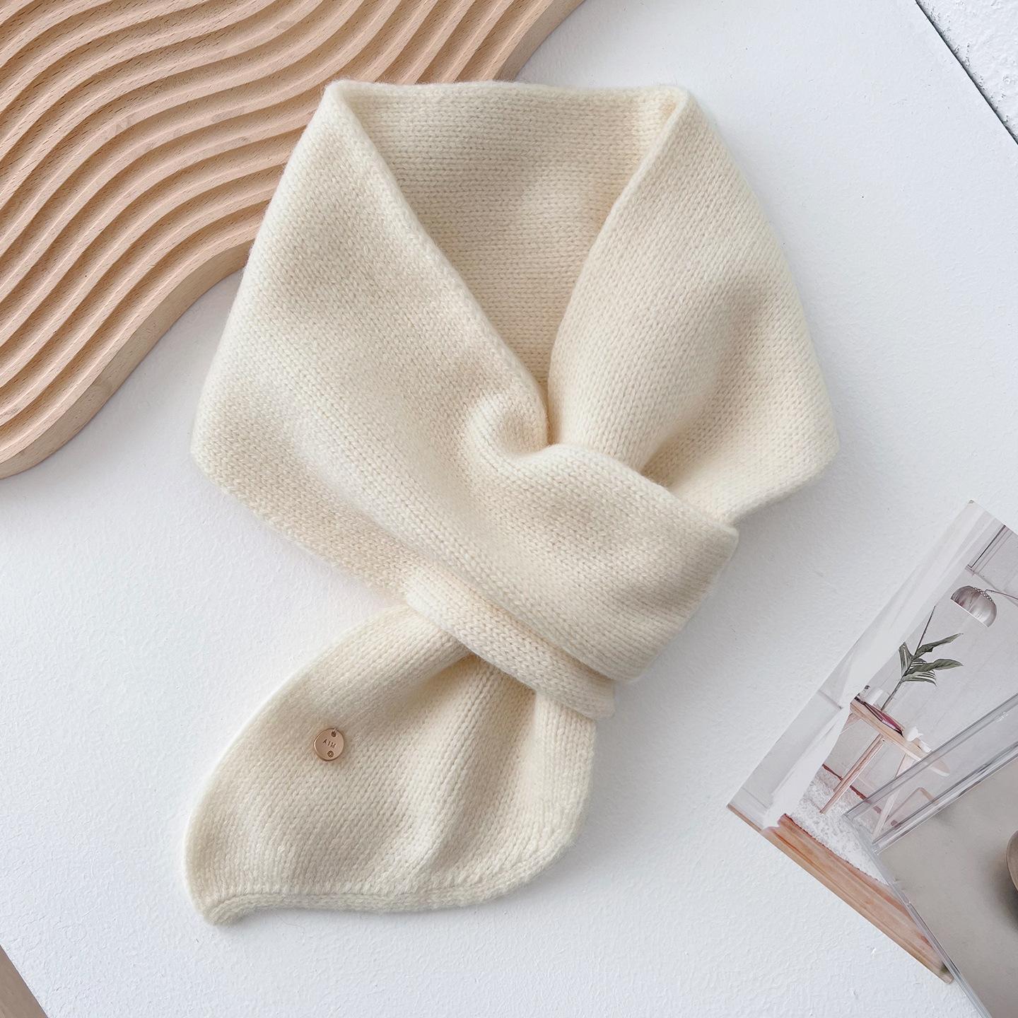 Knitted Scarf Women 100% Wool Winter Warm Scarves Solid Headband Design Thickened Shawl Soft Cashmere Pashmina Neck 2025 NEW 12x75cm
Knitted Scarf Women 100% Wool Winter Warm Scarves Solid Headband Design Thickened Shawl Soft Cashmere Pashmina Neck 2025 NEW 12x75cm