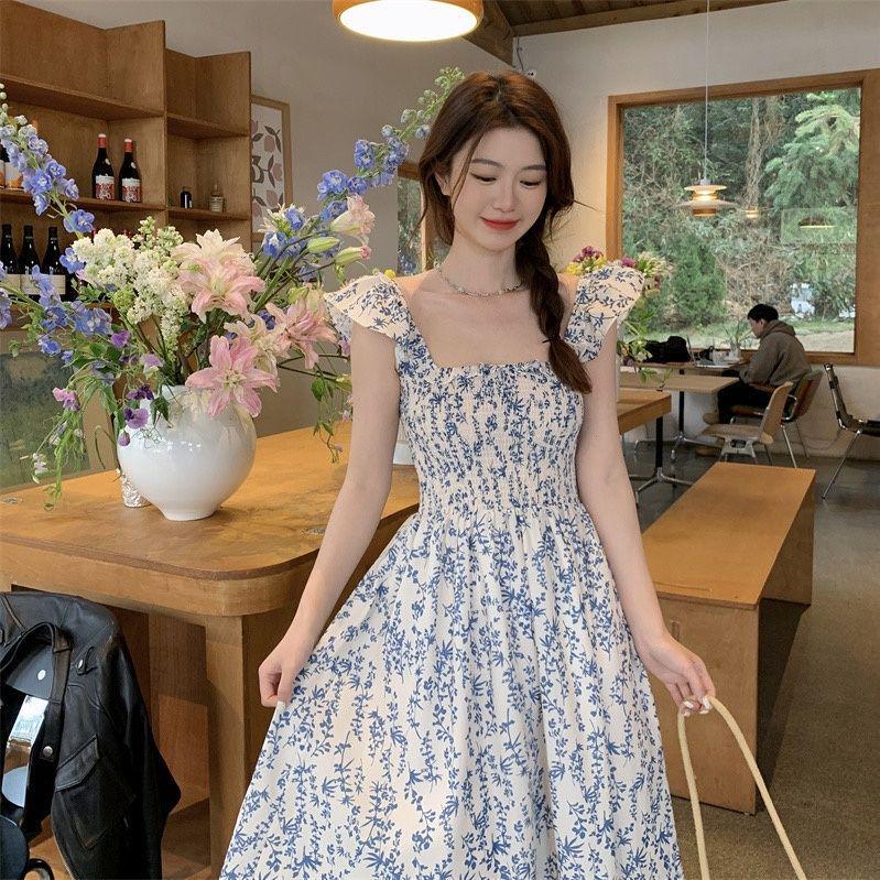 Women s Summer Floral Print Camisole Dress with Flutter Sleeves - Slim Fit, Sleeveless Long Dress S Premium
Women s Summer Floral Print Camisole Dress with Flutter Sleeves - Slim Fit, Sleeveless Long Dress S Premium