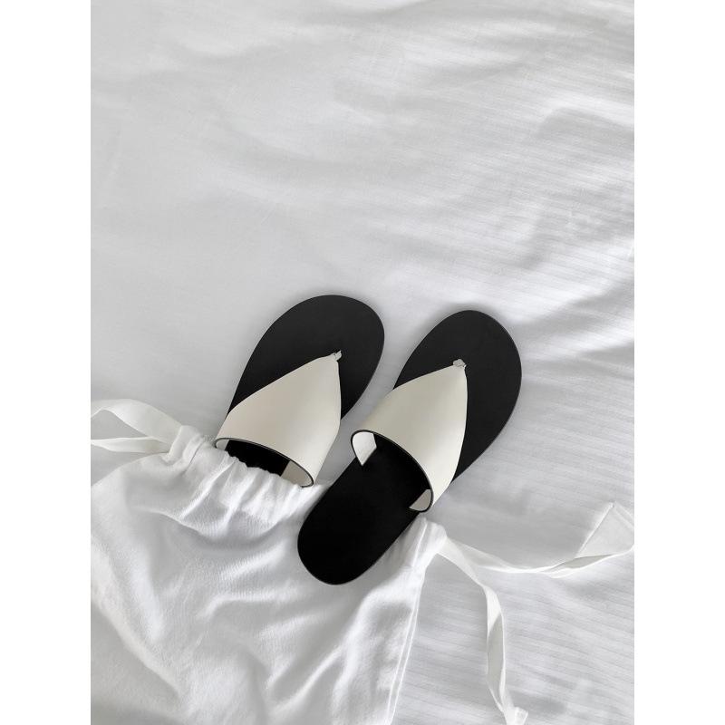! Shoes imported cowhide simple triangular toe flat-bottomed slippers women s cool slippers summer 40
! Shoes imported cowhide simple triangular toe flat-bottomed slippers women s cool slippers summer 40