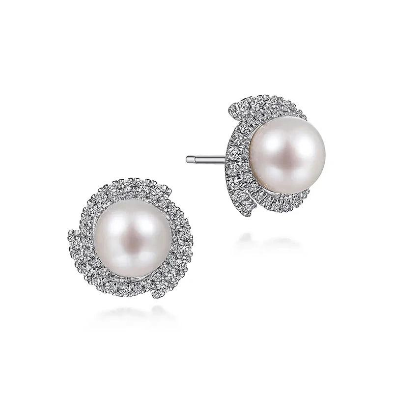 Huitan Lovely Stud Earrings Graceful Exquisite Trendy Accessories for Women Bright Temperament Zircon for Engagement Wedding
Huitan Lovely Stud Earrings Graceful Exquisite Trendy Accessories for Women Bright Temperament Zircon for Engagement Wedding