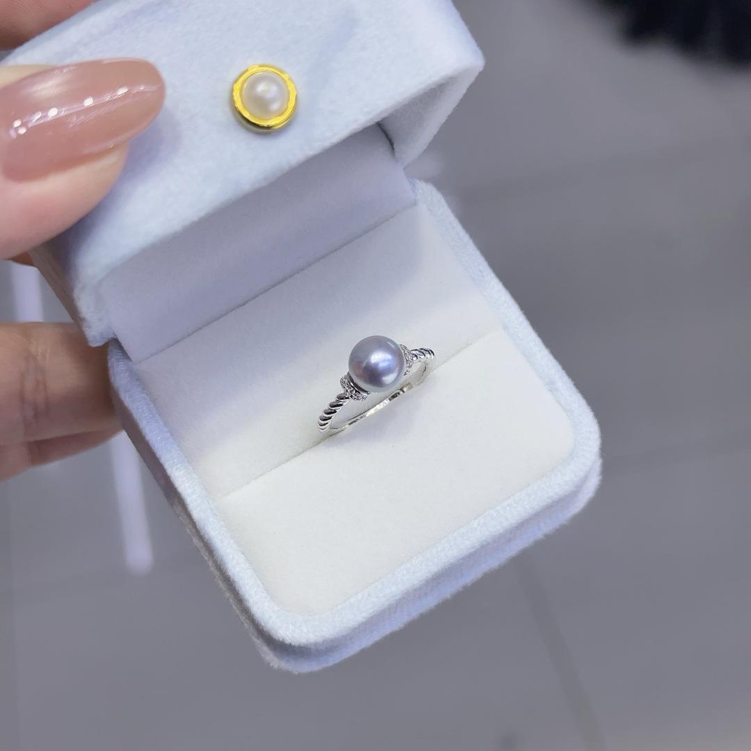 S925 Sterling Silver Natural Pearl Ring for Women: Round, High Luster, Open Band, Fashionable Niche Design 8-9mm Adjustable Silver Setting
S925 Sterling Silver Natural Pearl Ring for Women: Round, High Luster, Open Band, Fashionable Niche Design 8-9mm Adjustable Silver Setting