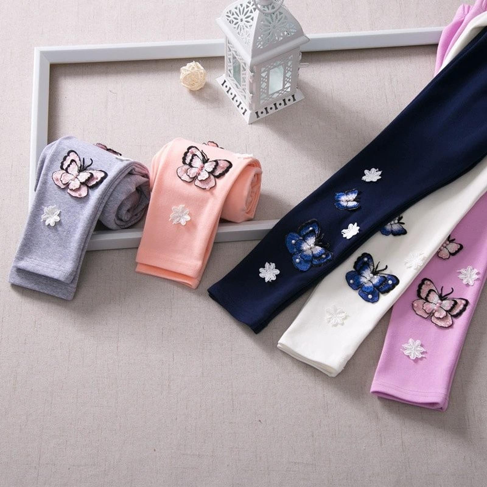 Girls Lightweight Versatile Stylish Long Pants For Layering & Outer Wear 100 світло-сірий колір
Girls Lightweight Versatile Stylish Long Pants For Layering & Outer Wear 100 світло-сірий колір