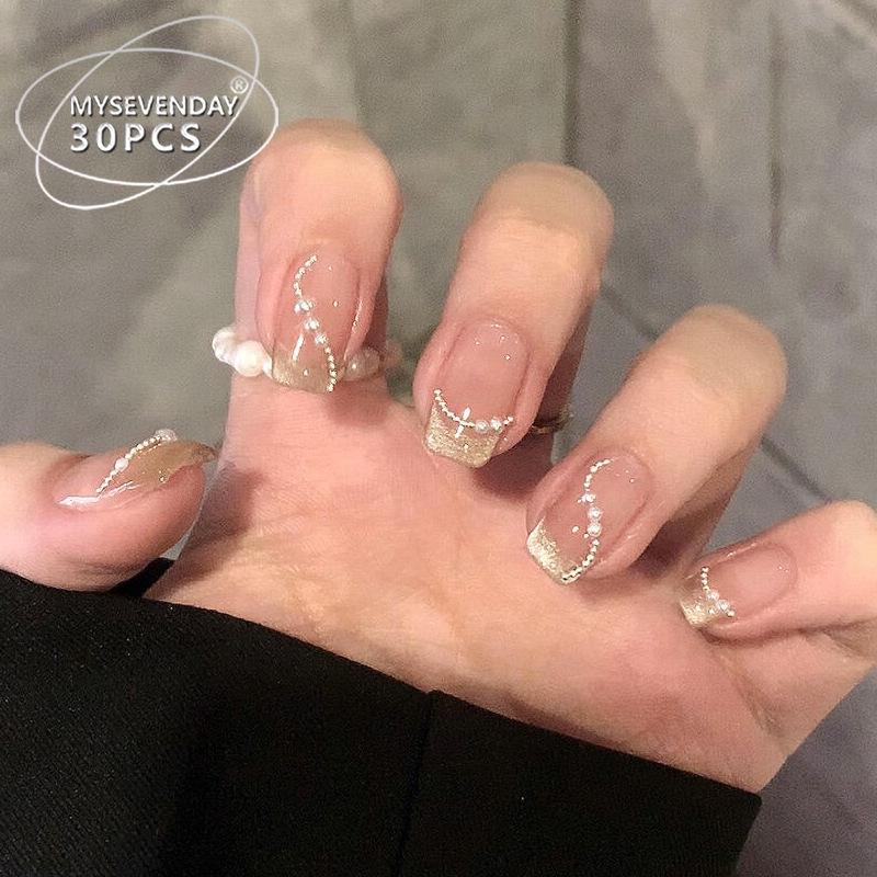 Douyin Glam Glitter Pearl Chain French Manicure Nail Tips - New Year Special for Spicy Girls Handmade Nails M Size #10 pieces/bag
Douyin Glam Glitter Pearl Chain French Manicure Nail Tips - New Year Special for Spicy Girls Handmade Nails M Size #10 pieces/bag