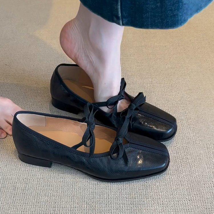 Soft leather version~ Low-heeled Mary Jane shoes women s head retro black casual small leather shoes one-pedal bow single shoes 35
Soft leather version~ Low-heeled Mary Jane shoes women s head retro black casual small leather shoes one-pedal bow single shoes 35