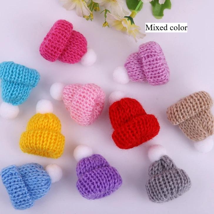 10-20pcs Mini Knitting Hats Christmas Mini Knitting Doll Hats Mini Wool Hat for Christmas Ornaments DIY sewing Crafts Materials 10pcs
10-20pcs Mini Knitting Hats Christmas Mini Knitting Doll Hats Mini Wool Hat for Christmas Ornaments DIY sewing Crafts Materials 10pcs