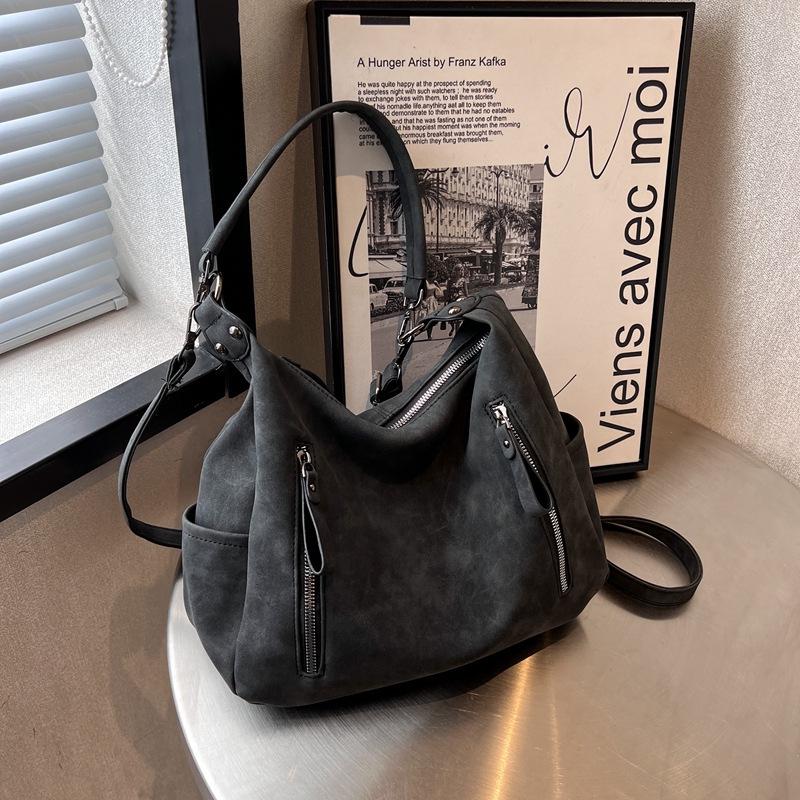 Women s 2026 Matte Crossbody Bucket Tote - Large Capacity, Textured, Versatile Shoulder Bag Standard чорний
Women s 2026 Matte Crossbody Bucket Tote - Large Capacity, Textured, Versatile Shoulder Bag Standard чорний