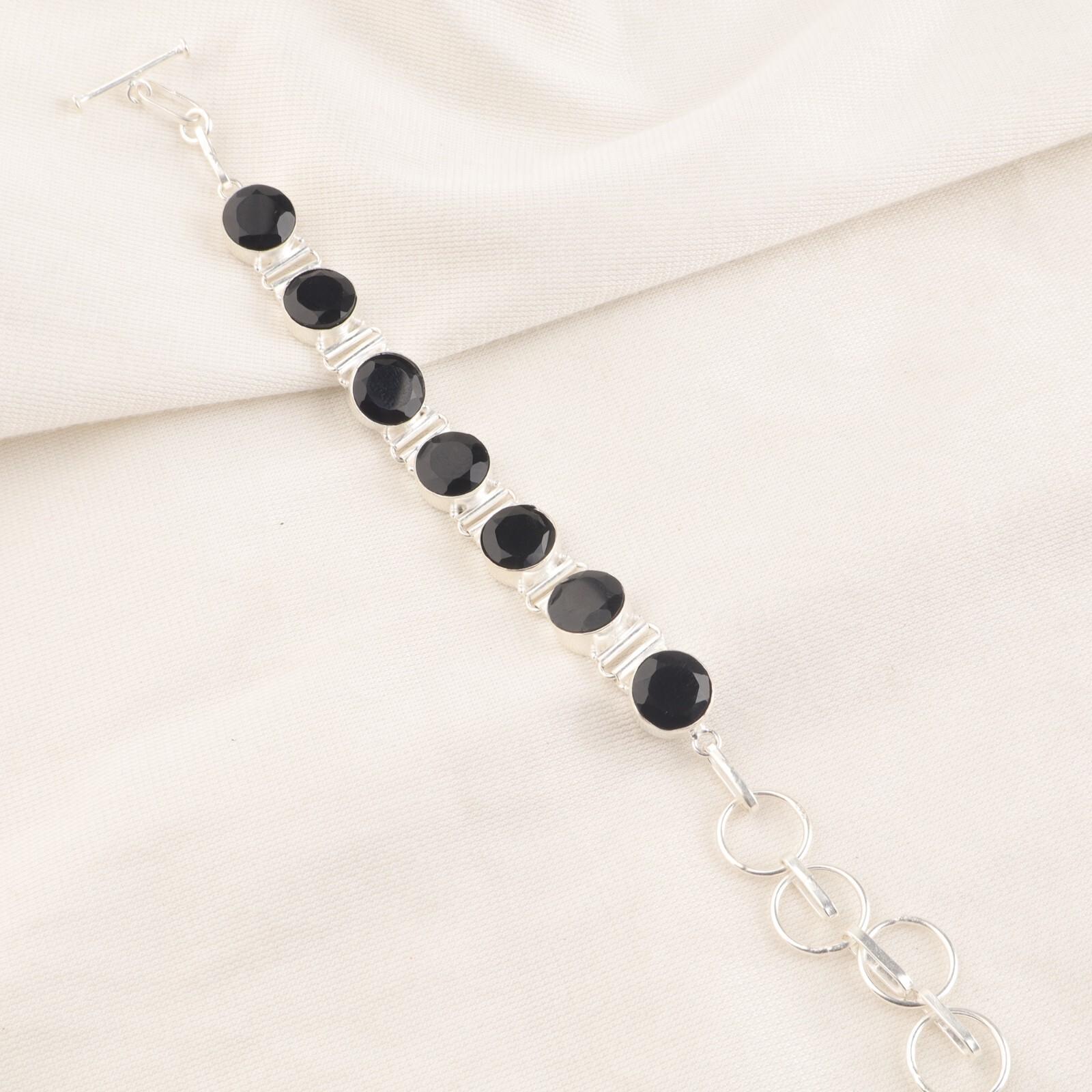 925 Sterling Silver Black Onyx Gemstone Jewelry Handcrafted Chain Bracelet 9 RB-7-17
925 Sterling Silver Black Onyx Gemstone Jewelry Handcrafted Chain Bracelet 9 RB-7-17